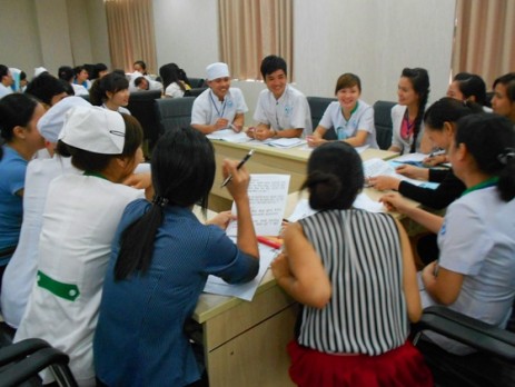 giao tiếp tư vấn y tế